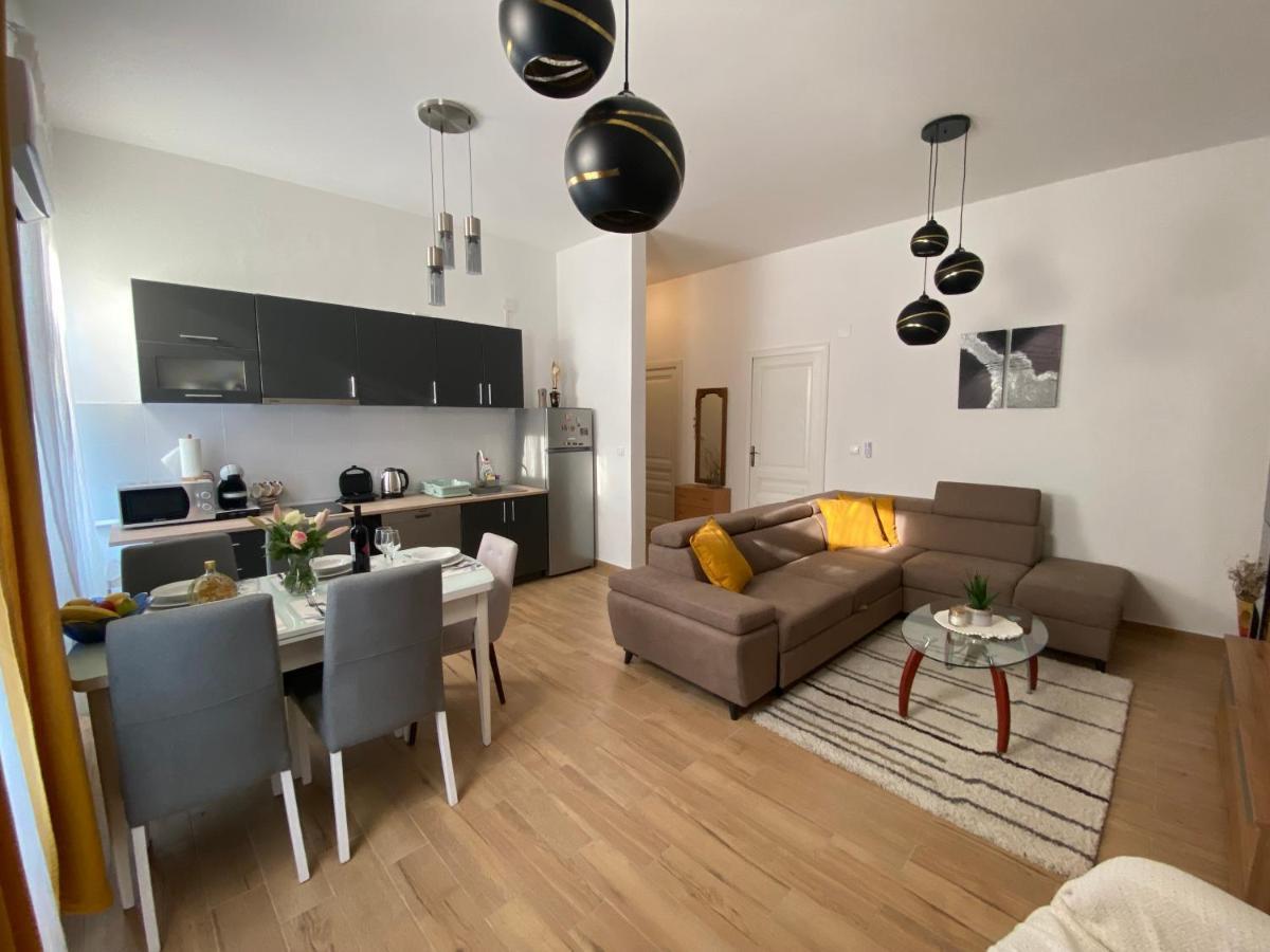 Apartman Andela Pula Centar Esterno foto